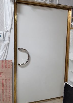 MRI Room Doors With White Fireproof Boards And Thresholds Customized RF Shielded Windows