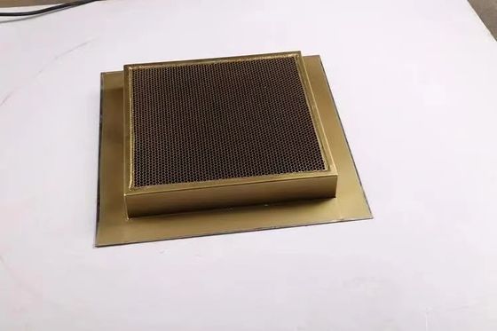 알루미늄 셀룰러 웨이브 가이드 Vent 패널 우수한 공기 처리 작업 열 범위 -40 ° C 125 ° C까지